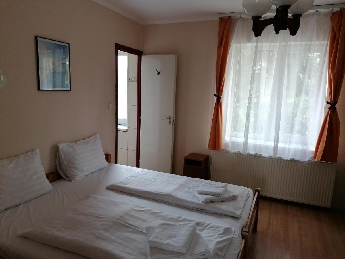 Bed and Breakfast Hullam Panzio Hajdúszoboszló Exteriér fotografie